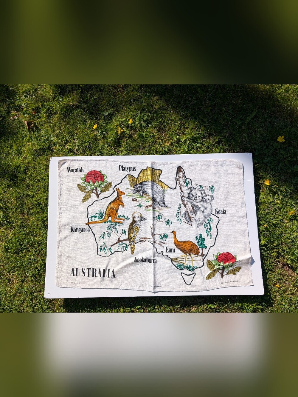 3/$20 Vintage Australia Souvenir Linen Tea Towel Map Animals